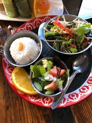 Thai Tanic Streetfood