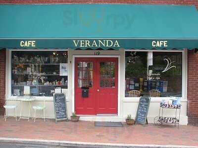 Veranda Cafe & Gift