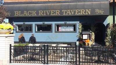 Black River Tavern, South Haven