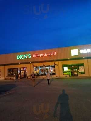 Dick's Wings And Grill