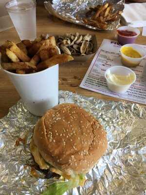 Five Guys, Madison