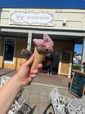 Kennebunk Ice Cream Company, Kennebunk