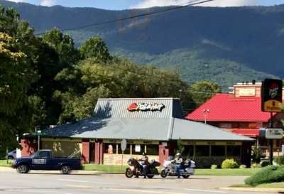 Pizza Hut, Black Mountain