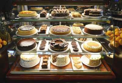 Aqua Restaurant & Lounge