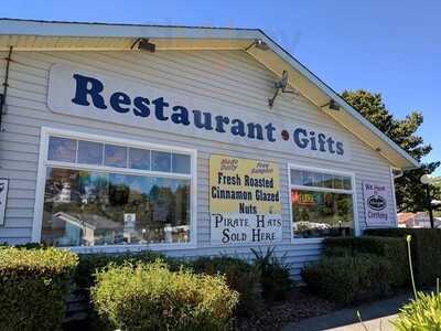 Beachfront Gifts, Brookings