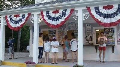 Twin Acres Ice Cream Shoppe