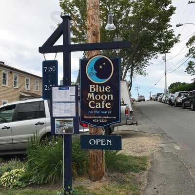 Blue Moon Cafe