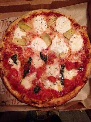 Blaze Pizza