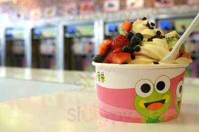 sweetFrog, Sayville