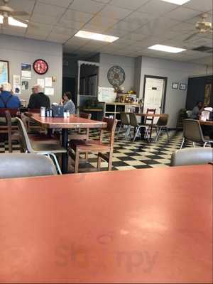 Sue's Diner, Whiteville