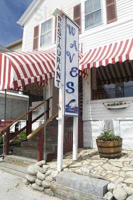 Waves Restaurant, Boothbay Harbor