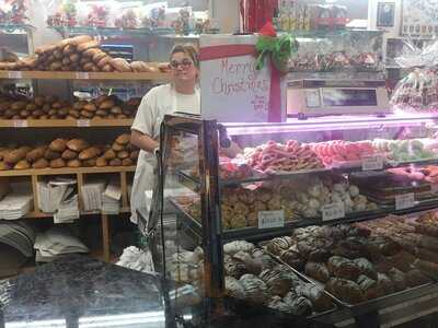 Villabella Bakery, West Babylon