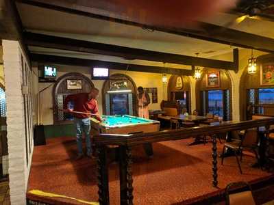 Babe's Lounge