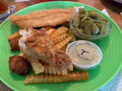 Hidden Cove Restaurant, Moncks Corner