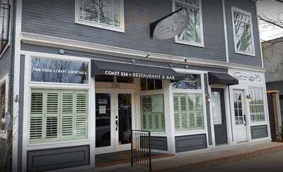 Coast 236 Restaurant & Bar, Saugatuck