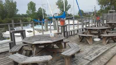 Rivers Edge Bar & Grill