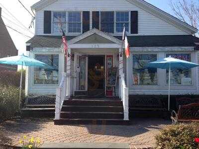 Dortoni Bakery Cafe, Port Jefferson