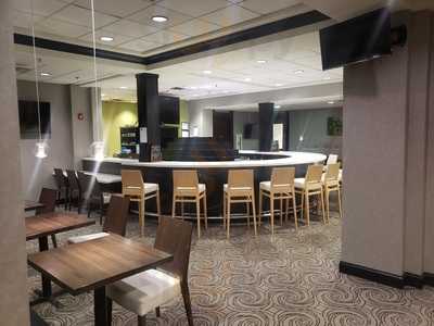 Grille 29 At Holiday Inn