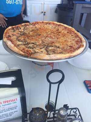 Cherry Grove Pizza, Sayville