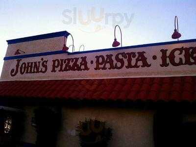 John's Pizza