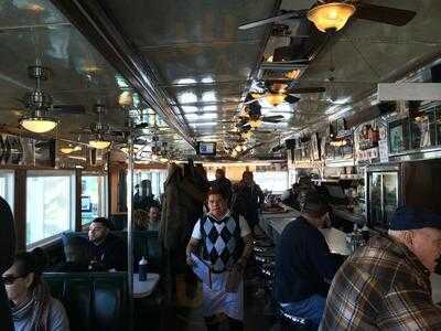 Tilly's Diner, Monticello