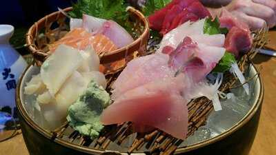 Shige Sushi Japanese Kitchen menu