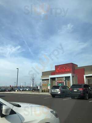 Red Robin Gourmet Burgers