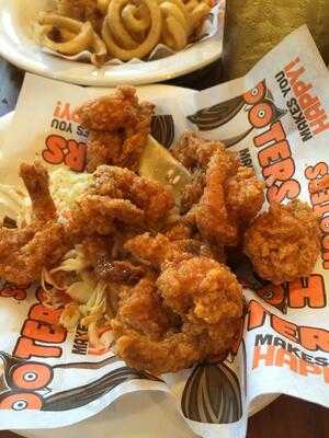 Hooters, Pensacola Beach