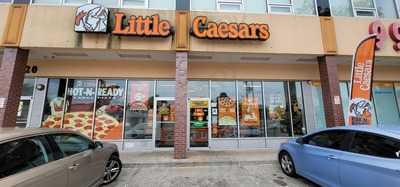 Little Caesars, Elmont