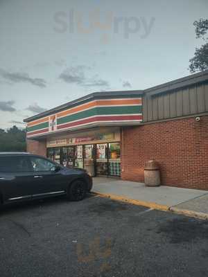 7-Eleven, Medford