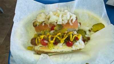 Lu's Hot Dogs