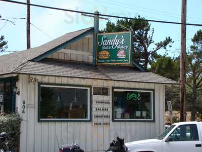 Sandy's Deli & Bakery