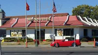 McDonald's, Oakland