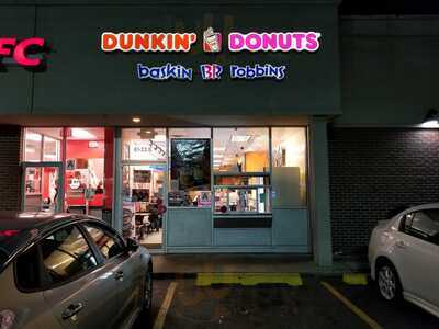 Dunkin', Middle Village