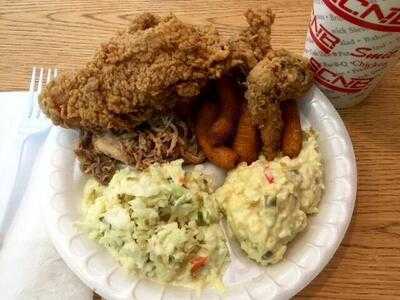 Smithfield's Chicken 'n Bar-b-q