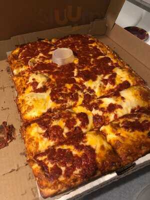 Cocco's Pizza, Springfield