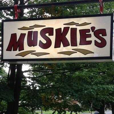 Muskies Sports Bar & Grill, Fulton