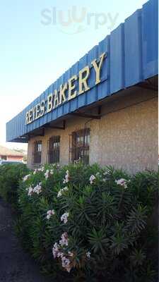 Reyes Bakery, Port Isabel