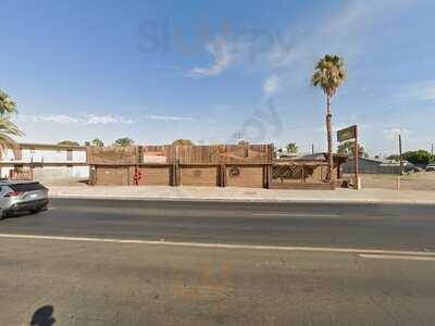 Waves Restaurant & Saloon, Brawley