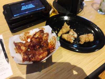 Buffalo Wild Wings, Warrenville