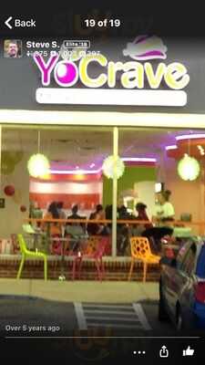 Yocrave Frozen Yogurt Shop, Springfield