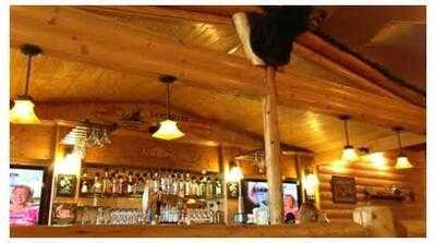 The Log Cabin Bar and Grill, Tannersville