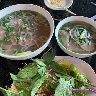 Pho Bay Vietnamese Noodle Soup, Bar & Grill