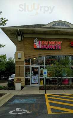 Dunkin', Darien