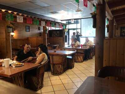 Los Dos Compadres Restaurant