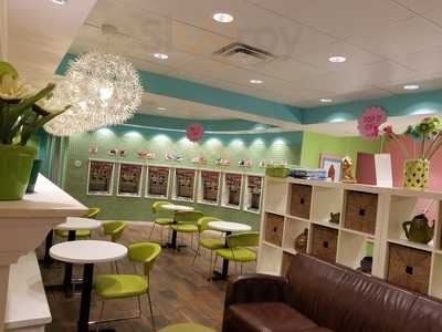 Sweetfrog Premium Frozen Yogurt, Colchester