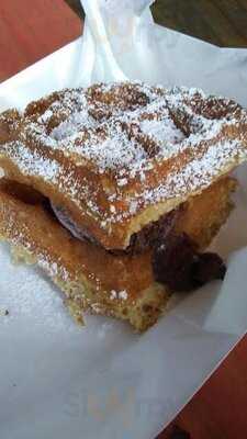 Boardwalk Waffles And Ice Cream