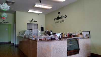 Waffelino, Lawrence