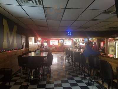 Johnnie's Bar, Cheboygan