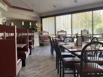 Tony's Restaurant And Pizza Palace